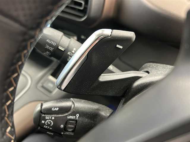 プジョー リフター GTライン ファーストLTD 岡山県 2021(令3)年 3万km グレー 純正ディスプレイオーディオ/Bluetooth/Applecarplay/Android auto/バックカメラ/サイドカメラ/ガラスルーフ/アダプティブクルーズコントロール/アクティブセーフティブレーキ/トラフィックサインインフォメーション/疲労検知システム/アンビエントライト/ブラインドスポット/ETC/インテリジェントハイビーム/ドライブレコーダー/パーキングセンサー