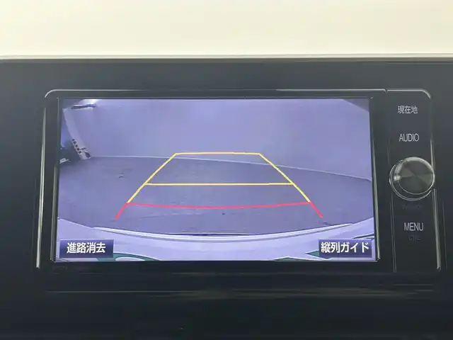トヨタ Ｃ－ＨＲ G 埼玉県 2017(平29)年 3.3万km ホワイトパールクリスタルシャイン 純正ナビ　ＴＶ　ＣＤ／ＤＶＤ　アダプティブクルーズコントロール　コーナーセンサー　レーンアシスト　オートマチックハイビーム　ＬＥＤヘッドライト　ブラインドスポットモニター　前席シートヒーター