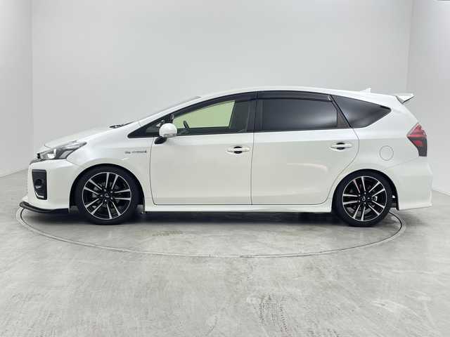 トヨタ プリウス α S ツーリングセレクション G’s 群馬県 2016(平28)年 7万km ホワイトパールクリスタルシャイン ナビ　バックカメラ　１０型後席モニター　社外エアロ　ダウンサス　社外マフラー　ＥＴＣ　ハーフレザーシート　クルーズコントロール　ＬＥＤライト　フォグランプ　スマートキー　純正アルミホイール　禁煙車