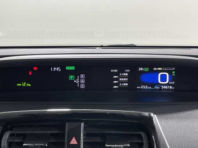 トヨタ プリウス A 神奈川県 2016(平28)年 5.5万km グレーメタリック 純正９型SDナビ　/CD　DVD　フルセグ　Bluetooth　SD　AM　FM/トヨタセーフティーセンス/プリクラッシュセーフティシステム/レーンディパーチャーアラート/ブラインドスポットモニター/クリアランスソナー/ヘッドアップディスプレイ/バックカメラ/ビルトインETC/純正前後ドライブレコーダー/LEDオートライト/フォグランプ/オートマチィックハイビーム/スマートキー/プッシュスタート