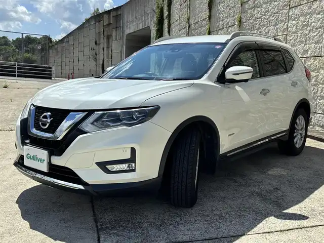 日産 エクストレイル ハイブリッド 20X 長崎県 2018(平30)年 12.6万km ブリリアントホワイトパール ワンオーナー/純正９インチナビ/(CD/DVD/BT/フルセグ)/全方位カメラ/衝突軽減ブレーキ/ドライブレコーダー/ETC/オートライト/フォグランプ/ルーフレール/電動格納ミラー/純正17インチAW