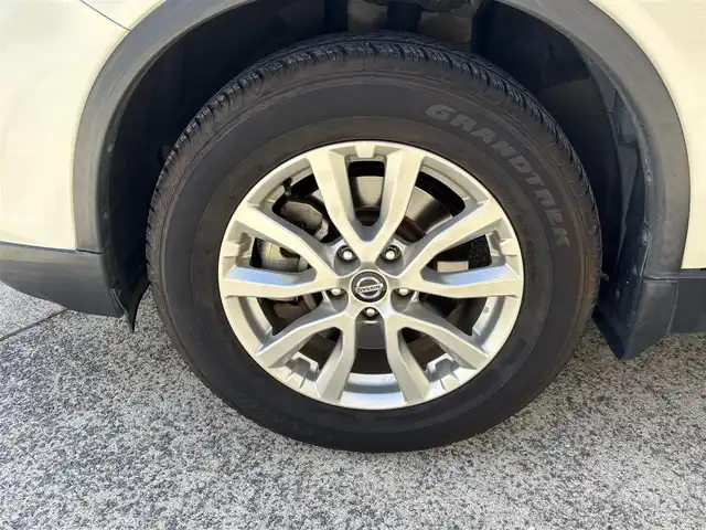 日産 エクストレイル ハイブリッド 20X 長崎県 2018(平30)年 12.6万km ブリリアントホワイトパール ワンオーナー/純正９インチナビ/(CD/DVD/BT/フルセグ)/全方位カメラ/衝突軽減ブレーキ/ドライブレコーダー/ETC/オートライト/フォグランプ/ルーフレール/電動格納ミラー/純正17インチAW