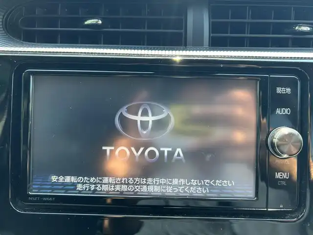トヨタ アクア S スタイルブラック 大分県 2018(平30)年 6.7万km ジュエリーパープルマイカM 純正ナビ（Bluetooth/フルセグTV/SD/CD/DVD）/バックカメラ/前後コーナーセンサー/ETC/オートマチックハイハイビーム/横滑り防止装置/レーンキープアシスト/衝突被害軽減システム/社外15インチAW/ECOMODE・EVMODE
