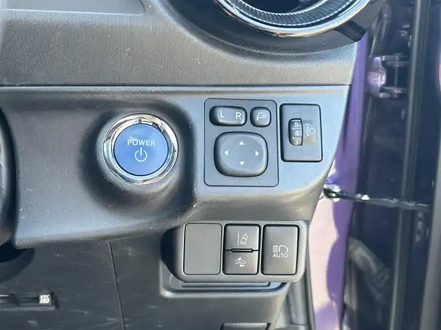 トヨタ アクア S スタイルブラック 大分県 2018(平30)年 6.7万km ジュエリーパープルマイカM 純正ナビ（Bluetooth/フルセグTV/SD/CD/DVD）/バックカメラ/前後コーナーセンサー/ETC/オートマチックハイハイビーム/横滑り防止装置/レーンキープアシスト/衝突被害軽減システム/社外15インチAW/ECOMODE・EVMODE
