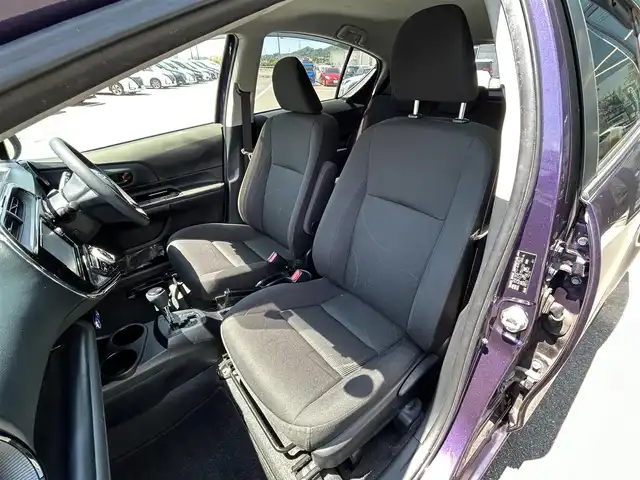 トヨタ アクア S スタイルブラック 大分県 2018(平30)年 6.7万km ジュエリーパープルマイカM 純正ナビ（Bluetooth/フルセグTV/SD/CD/DVD）/バックカメラ/前後コーナーセンサー/ETC/オートマチックハイハイビーム/横滑り防止装置/レーンキープアシスト/衝突被害軽減システム/社外15インチAW/ECOMODE・EVMODE