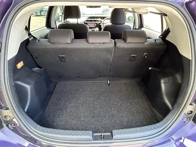 トヨタ アクア S スタイルブラック 大分県 2018(平30)年 6.7万km ジュエリーパープルマイカM 純正ナビ（Bluetooth/フルセグTV/SD/CD/DVD）/バックカメラ/前後コーナーセンサー/ETC/オートマチックハイハイビーム/横滑り防止装置/レーンキープアシスト/衝突被害軽減システム/社外15インチAW/ECOMODE・EVMODE