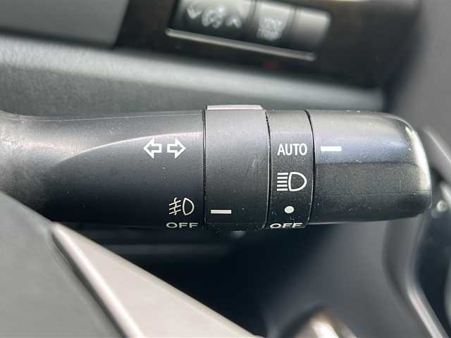 トヨタ ヴェルファイア 2．4Z ゴールデンアイズⅡ 三重県 2014(平26)年 7.3万km ホワイトパールクリスタルシャイン ALPINE10型ナビ /ALPINE10型後席モニター /バックカメラ /ETC /前後コーナーセンサー /AC100V充電 /両側パワースライドドア/スペアキー /オットマン /クルーズコントロール /純正フロアマット/ウッドコンビステアリング/ステアリングスイッチ/ハーフレザーシート /電動格納ミラー/禁煙車