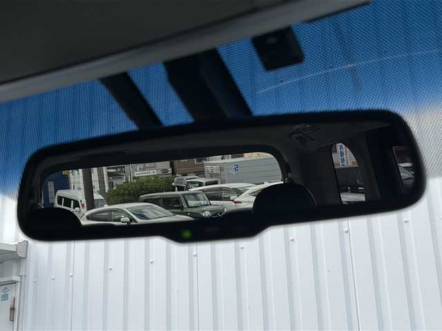 トヨタ ヴェルファイア 2．4Z ゴールデンアイズⅡ 三重県 2014(平26)年 7.3万km ホワイトパールクリスタルシャイン ALPINE10型ナビ /ALPINE10型後席モニター /バックカメラ /ETC /前後コーナーセンサー /AC100V充電 /両側パワースライドドア/スペアキー /オットマン /クルーズコントロール /純正フロアマット/ウッドコンビステアリング/ステアリングスイッチ/ハーフレザーシート /電動格納ミラー/禁煙車