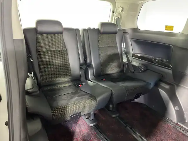 トヨタ ヴェルファイア 2．4Z ゴールデンアイズⅡ 神奈川県 2014(平26)年 7.3万km ホワイトパールクリスタルシャイン 社外10型SDナビゲーション【EX1000】/・BT/フルセグTV/CD/DVD/SD/バックカメラ/フリップダウンモニター/両側電動スライドドア/パワーバックドア/ハーフレザーシート/ウッドコンビステアリング/ステアリングスイッチ/クルーズコントロール/Autoライト/ECOモード/MTモード/HIDヘッドライト/フォグランプ/自動防眩ミラー/電動格納ミラー/ウィンカーミラー/コーナーセンサー/シートリフター/純正フロアマット/純正ドアバイザー/純正18インチアルミホイール