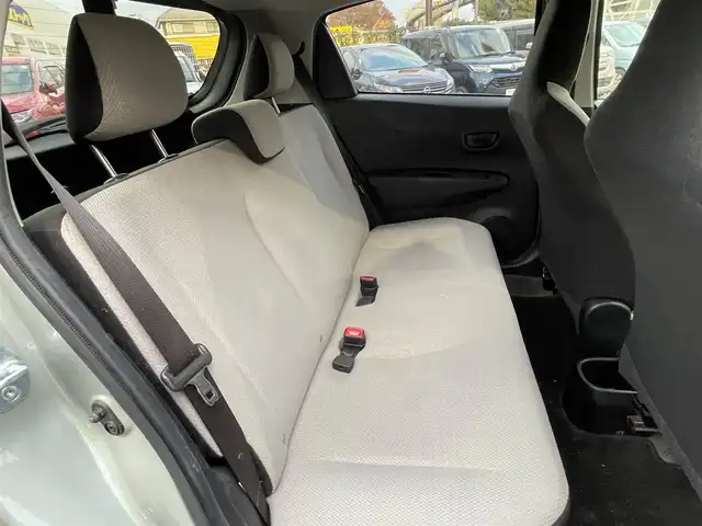 トヨタ ヴィッツ F 千葉県 2012(平24)年 4.7万km ジンバックメタリック 純正ナビ【ワンセグ、BT、CD】/純正フロアマット/純正ホイールキャップ/ETC/ウインカー付き電動格納ミラー/保証書/ナビ説明書