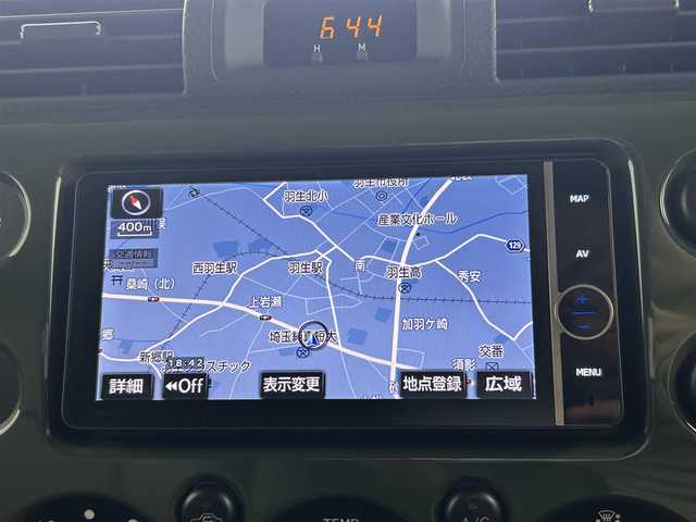 トヨタ ＦＪクルーザー カラーパッケージ 埼玉県 2014(平26)年 11.9万km 緑Ⅱ 限定色　ツートーンルーフ　パートタイム４ＷＤ　純正ディーラーナビ　ＭＳＶ　Ｂｌｕｅｔｏｏｔｈ　フルセグＴＶ　Ｂカメラ　クルーズコントロール　バックソナー　社外キセノン　Ｒフォグ　純正２０インチＡＷ　ＥＴＣ　シートカバー