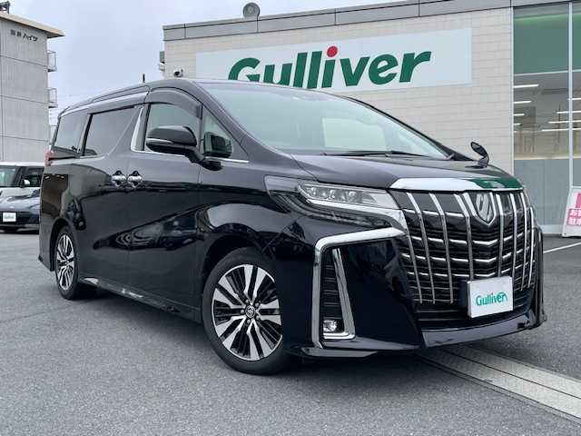 トヨタ アルファード S Cパッケージ 静岡県 2020(令2)年 4.2万km ブラック ●純正メーカーナビ/（フルセグ/CD/DVD/USB/AppleCarPlay/Bluetooth）/●フリップダウンモニター/●衝突軽減システム/●レーダークルーズコントロール/●レーンキープアシスト/●ブラインドスポットモニター/●バックカメラ/●コーナーセンサー/●デジタルインナーミラー/●前方ドライブレコーダー/●ビルトインETC/●ステアリングヒーター/●Ｄ＋Ｎ席エアシート/シートヒーター/●全席パワーシート/●サンルーフ/●オットマン/●電動リアゲート/●電動パーキングブレーキ/●オートブレーキホールド/●ＬＥＤ/●オートマチックハイビーム/●フォグランプ/●ドアバイザー/●電動格納ウィンカーミラー/●ステアリングスイッチ/●ISOFIX/●純正18インチアルミホイール/●ダブル＋サイド＋カーテン＋ARS＋ABS