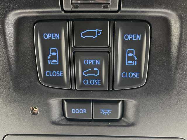 トヨタ アルファード S Cパッケージ 愛知県 2020(令2)年 4.2万km ブラック ●純正メーカーナビ/（フルセグ/CD/DVD/USB/AppleCarPlay/Bluetooth）/●フリップダウンモニター/●衝突軽減システム/●レーダークルーズコントロール/●レーンキープアシスト/●ブラインドスポットモニター/●バックカメラ/●コーナーセンサー/●デジタルインナーミラー/●前方ドライブレコーダー/●ビルトインETC/●ステアリングヒーター/●Ｄ＋Ｎ席エアシート/シートヒーター/●全席パワーシート/●サンルーフ/●オットマン/●電動リアゲート/●電動パーキングブレーキ/●オートブレーキホールド/●ＬＥＤ/●オートマチックハイビーム/●フォグランプ/●ドアバイザー/●電動格納ウィンカーミラー/●ステアリングスイッチ/●ISOFIX/●純正18インチアルミホイール/●ダブル＋サイド＋カーテン＋ARS＋ABS