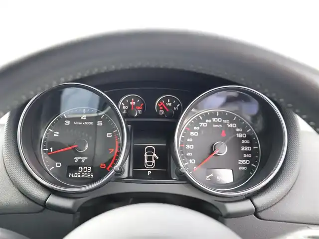 アウディ ＴＴクーペ 2．0 TFSI クワトロ 神奈川県 2012(平24)年 5.4万km 黒 後期モデル/クワトロ4WD/Sラインパッケージ/Sライン専用内装/19インチアルミホイール/可変リアスポイラー/Sライン専用ハーフレザースポーツシート/パワーシート/LEDポジションヘッドライト/純正フロアマット/ーーーーーーーーーーーーーーーーーーーーーー/保証書/取扱説明書/スペアスマートキー/記録簿（H.29.R.1.3.