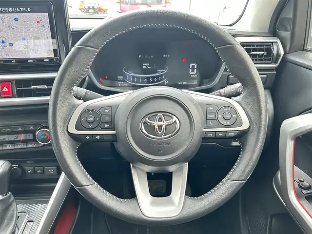トヨタ ライズ Z 群馬県 2020(令2)年 3.8万km シャイニングホワイトパール モデリスタエアロ/純正SDナビ/（CD/DVD/SD/BluetoothAudio/HDMI/USB）/フルセグテレビ/バックカメラ/スマートアシスト/・衝突回避支援ブレーキ機能/・車線逸脱抑制制御機能/・ブレーキ制御付誤発進抑制機能/・アダプティブドライビングビーム/・先行車発進お知らせ機能/・進入禁止標識認識機能/・アダプティブクルーズコントロール/・衝突警報機能/・車線逸脱警報機能/・コーナーセンサー/・サイドビューランプ/・レーンキープコントロール/ブラインドスポットモニター/LEDヘッドランプ/LEDシーケンシャルウィンカー/LEDフォグランプ/シートヒーター/プッシュスタート/ETC/革巻きステアリング/ステアリングリモコン/保証書/取扱説明書/スペアーキー