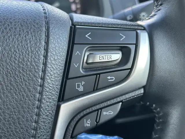 トヨタ ランドクルーザー プラド TX Lパッケージ マットブラED 大阪府 2023(令5)年 2.1万km ホワイトパールクリスタルシャイン 4WD/サンルーフ/ルーフレール/クルーズコントロール/クリアランスソナー/ロードサインアシスト/BSM/純正11インチナビ/Bluetooth/フルセグTV/USB/パノラミックビューモニター/ビルトインETC/前後ドライブレコーダー/パワーシート/シートヒーター/シートベンチレーション/アイドリングストップ/SOSコール/LEDヘッドライト/フォグランプ/ヘッドライトウォッシャー/純正フロアマット/純正18インチAW