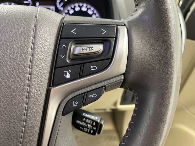 トヨタ ランドクルーザー プラド TX Lパッケージ マットブラED 岐阜県 2023(令5)年 2.3万km ホワイトパールクリスタルシャイン サンルーフ/ベージュレザーシート/シートヒーター/ベンチレーション/パワーシート/9インチ純正SDナビ【NSZT-Y68T】/CD/DVD/Bluetooth/フルセグTV/バックカメラ/プリクラッシュセーフティシステム/レーントレーシングアシスト/レーダークルーズコントロール/オートマチックハイビーム/オートLEDヘッドライト/ETC/トランスファースイッチ/ヘッドライトウォッシャー/電動格納ミラー/オートリトラミラー/MTモード付/ルーフレール/スマートキー/プッシュスタート/純正18インチアルミホイール/純正フロアマット