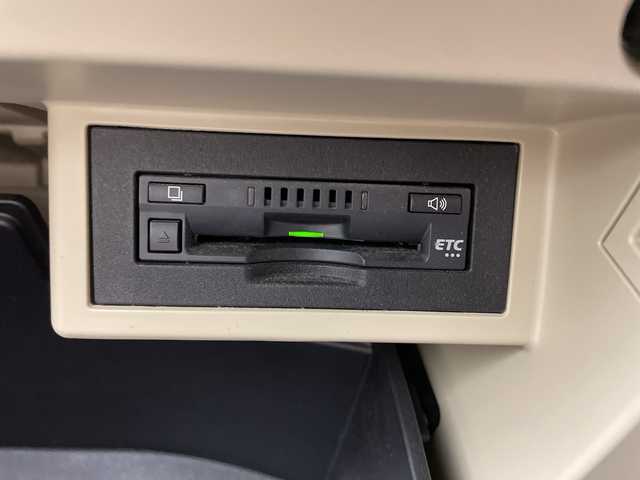 トヨタ ランドクルーザー プラド TX Lパッケージ マットブラED 岐阜県 2023(令5)年 2.3万km ホワイトパールクリスタルシャイン サンルーフ/ベージュレザーシート/シートヒーター/ベンチレーション/パワーシート/9インチ純正SDナビ【NSZT-Y68T】/CD/DVD/Bluetooth/フルセグTV/バックカメラ/プリクラッシュセーフティシステム/レーントレーシングアシスト/レーダークルーズコントロール/オートマチックハイビーム/オートLEDヘッドライト/ETC/トランスファースイッチ/ヘッドライトウォッシャー/電動格納ミラー/オートリトラミラー/MTモード付/ルーフレール/スマートキー/プッシュスタート/純正18インチアルミホイール/純正フロアマット