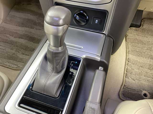 トヨタ ランドクルーザー プラド TX Lパッケージ マットブラED 岐阜県 2023(令5)年 2.3万km ホワイトパールクリスタルシャイン サンルーフ/ベージュレザーシート/シートヒーター/ベンチレーション/パワーシート/9インチ純正SDナビ【NSZT-Y68T】/CD/DVD/Bluetooth/フルセグTV/バックカメラ/プリクラッシュセーフティシステム/レーントレーシングアシスト/レーダークルーズコントロール/オートマチックハイビーム/オートLEDヘッドライト/ETC/トランスファースイッチ/ヘッドライトウォッシャー/電動格納ミラー/オートリトラミラー/MTモード付/ルーフレール/スマートキー/プッシュスタート/純正18インチアルミホイール/純正フロアマット