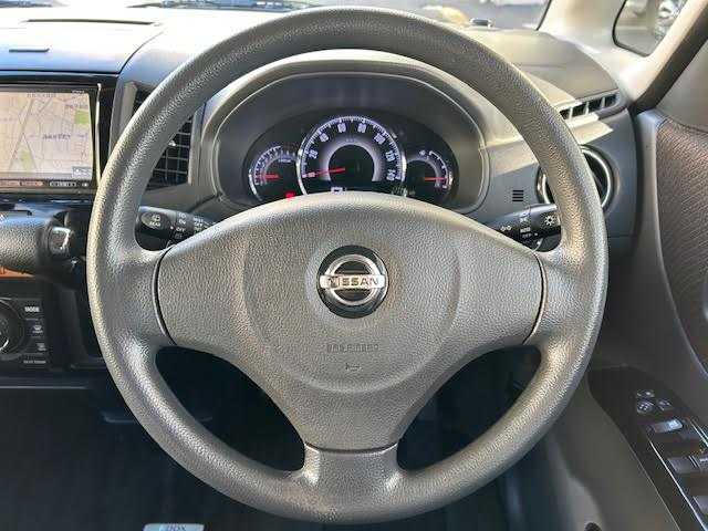 日産 ルークス ハイウェイスター 東京都 2010(平22)年 4.4万km シルキーシルバーメタリック 純正SDナビTV/BT DVD/CD/パワースライドドア（助手席側）/ドライブレコーダー（前方）/ETC/オートエアコン/オートライト/電動格納ミラー/パニティミラー（運転席）/プライバシーガラス/ドアバイザー/ベンチシート/スペアキー/保証書＆取扱説明書