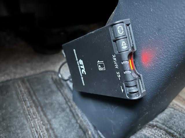 日産 ルークス ハイウェイスター 東京都 2010(平22)年 4.4万km シルキーシルバーメタリック 純正SDナビTV/BT DVD/CD/パワースライドドア（助手席側）/ドライブレコーダー（前方）/ETC/オートエアコン/オートライト/電動格納ミラー/パニティミラー（運転席）/プライバシーガラス/ドアバイザー/ベンチシート/スペアキー/保証書＆取扱説明書