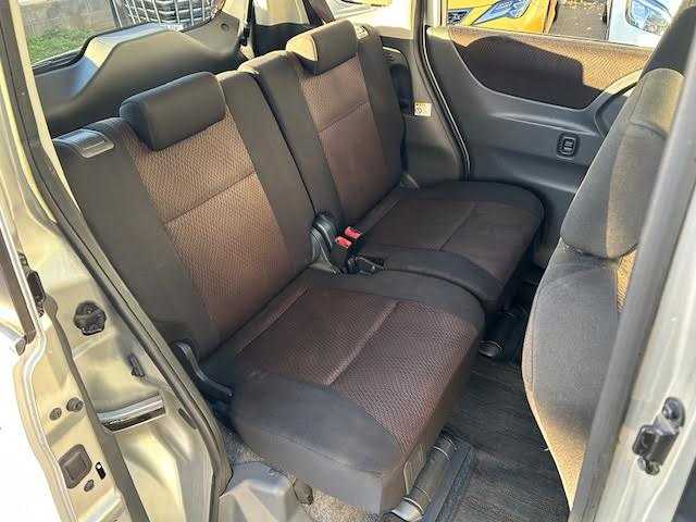 日産 ルークス ハイウェイスター 東京都 2010(平22)年 4.4万km シルキーシルバーメタリック 純正SDナビTV/BT DVD/CD/パワースライドドア（助手席側）/ドライブレコーダー（前方）/ETC/オートエアコン/オートライト/電動格納ミラー/パニティミラー（運転席）/プライバシーガラス/ドアバイザー/ベンチシート/スペアキー/保証書＆取扱説明書