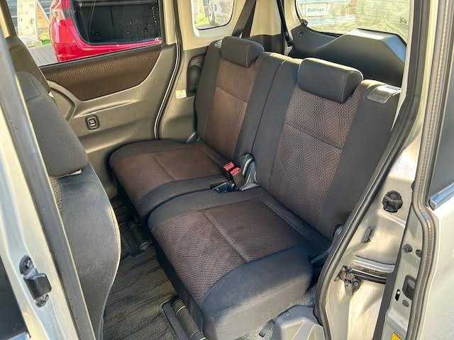 日産 ルークス ハイウェイスター 東京都 2010(平22)年 4.4万km シルキーシルバーメタリック 純正SDナビTV/BT DVD/CD/パワースライドドア（助手席側）/ドライブレコーダー（前方）/ETC/オートエアコン/オートライト/電動格納ミラー/パニティミラー（運転席）/プライバシーガラス/ドアバイザー/ベンチシート/スペアキー/保証書＆取扱説明書