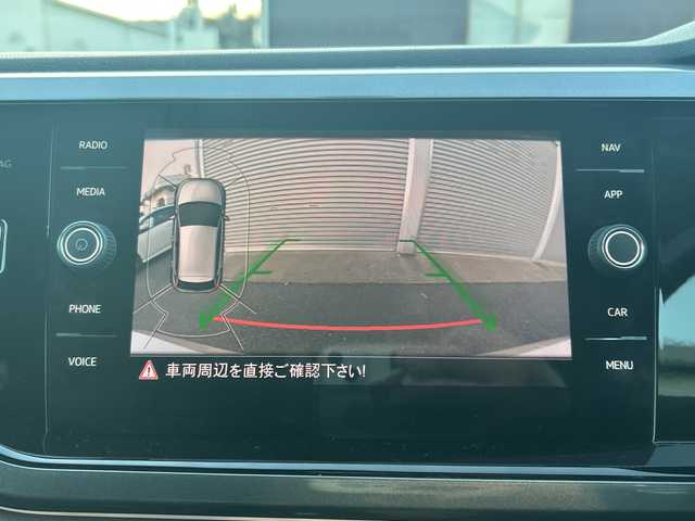 フォルクスワーゲン ポロ TSIハイライン 東京都 2018(平30)年 4.9万km ベージュ メモリーナビ/バックカメラ/フルセグテレビ/アクティブクルーズコントロール/プッシュスタート/ETC2.0/ドライブレコーダー/純正１６インチAW/取説書/保証書/スペアスマートキー/カラーナンバー：LD7L/（アイボリーシルバーメタリック）