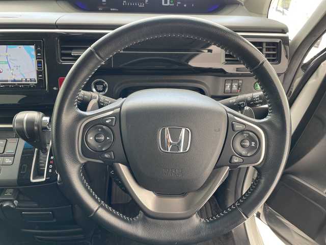 ホンダ ステップワゴン スパーダ クルスピセンシング 愛知県 2021(令3)年 2.5万km プラチナホワイトパール 純正ナビ/両側電動スライド/レーダークルーズコントロール/シートヒーター/バックカメラ/純正AW/ETC2.0/LEDヘッドライト/ステアリングヒーター/パドルシフト/リアオートエアコン/ステアリングスイッチ/スマートキー/プッシュスタート