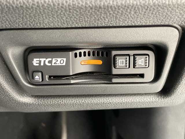 ホンダ ステップワゴン スパーダ クルスピセンシング 愛知県 2021(令3)年 2.5万km プラチナホワイトパール 純正ナビ/両側電動スライド/レーダークルーズコントロール/シートヒーター/バックカメラ/純正AW/ETC2.0/LEDヘッドライト/ステアリングヒーター/パドルシフト/リアオートエアコン/ステアリングスイッチ/スマートキー/プッシュスタート