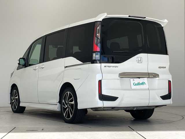 ホンダ ステップワゴン スパーダ クルスピセンシング 愛知県 2021(令3)年 2.5万km プラチナホワイトパール 純正ナビ/両側電動スライド/レーダークルーズコントロール/シートヒーター/バックカメラ/純正AW/ETC2.0/LEDヘッドライト/ステアリングヒーター/パドルシフト/リアオートエアコン/ステアリングスイッチ/スマートキー/プッシュスタート