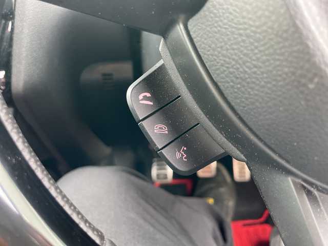 スズキ スイフト スポーツ 宮崎県 2023(令5)年 3万km プレミアムシルバーメタリック ＳＤナビ　Ｂｌｕｅｔｏｏｔｈ　全方位カメラ　フルセグＴＶ　シートヒーター　ＢＳＭ　ＥＴＣ　ＵＳＢ入力端子　ＣＤチェンジャー　コーナーセンサー　プッシュスタート　レーダークルーズコントロール