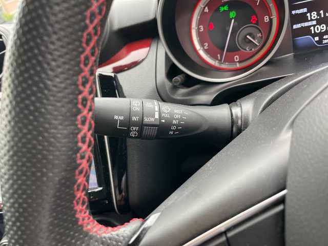 スズキ スイフト スポーツ 宮崎県 2023(令5)年 3万km プレミアムシルバーメタリック ＳＤナビ　Ｂｌｕｅｔｏｏｔｈ　全方位カメラ　フルセグＴＶ　シートヒーター　ＢＳＭ　ＥＴＣ　ＵＳＢ入力端子　ＣＤチェンジャー　コーナーセンサー　プッシュスタート　レーダークルーズコントロール