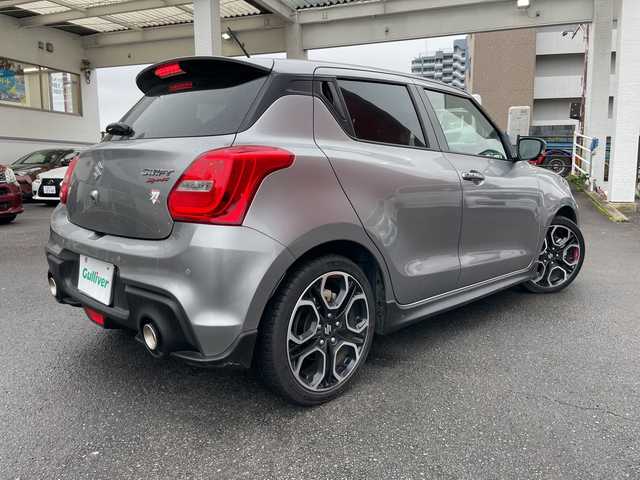 スズキ スイフト スポーツ 宮崎県 2023(令5)年 3万km プレミアムシルバーメタリック ＳＤナビ　Ｂｌｕｅｔｏｏｔｈ　全方位カメラ　フルセグＴＶ　シートヒーター　ＢＳＭ　ＥＴＣ　ＵＳＢ入力端子　ＣＤチェンジャー　コーナーセンサー　プッシュスタート　レーダークルーズコントロール