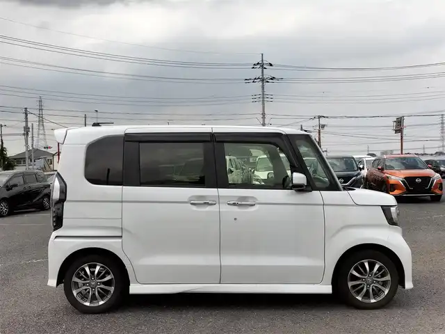 車両画像16