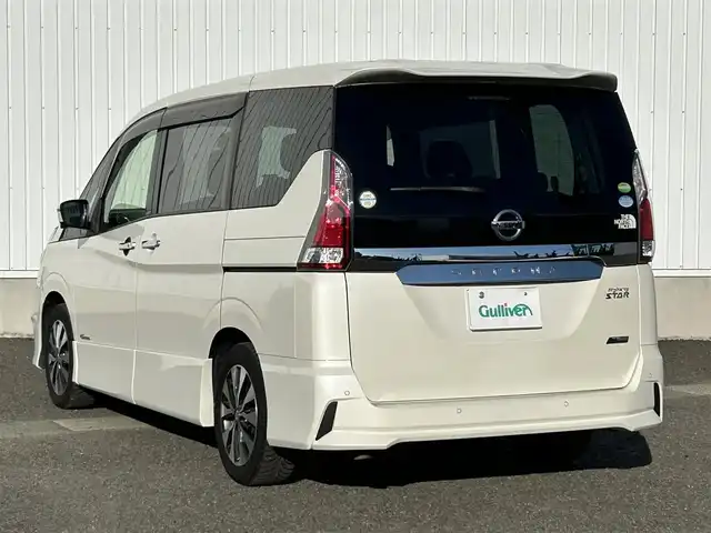 日産 セレナ ハイウェイスター Vセレクション 熊本県 2017(平29)年 7.1万km ブリリアントホワイトパール ワンオーナー/純正メモリーナビ（MM517D-L）/(AM/FM/CD/DVD/AUX/USB/SD/Bluetooth)/フルセグTV/全方位カメラ/バックカメラ/デジタルインナーミラー/オートパイロット/衝突被害軽減ブレーキ/横滑り防止装置/両側パワースライドドア/LEDヘッドライト/・オートライト/・フォグランプ/ビルトインETC/布シート/・3列シート/純正革巻きステアリング/・ステアリングスイッチ/純正フロアマット/純正AW16インチ/電子パーキング/・オートブレーキホールド/スマートキー/・スペアスマートキー×１/保証書/Wエアバック＋サイド＋カーテン/サンシェード/プッシュスタート/アイドリングストップ