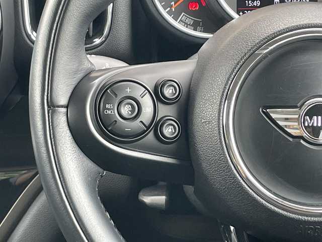 ＭＩＮＩ ミニ クロスオーバー クーパー D 福岡県 2018(平30)年 6.4万km アイランドブルー アダプティブ・クルーズ・コントロール/インテリジェントセーフティー/シートヒーター/パワーバックドア/純正ナビ/バックカメラ/Ｂｌｕｅｔｏｏｔｈ　/ＬＥＤヘッドライト/オートライト/フロント／リアフォグランプ/オートワイパー/純正１７インチアルミホイール/ミラー一体型ＥＴＣ