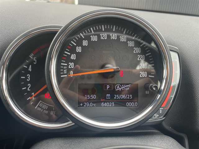 ＭＩＮＩ ミニ クロスオーバー クーパー D 福岡県 2018(平30)年 6.4万km アイランドブルー アダプティブ・クルーズ・コントロール/インテリジェントセーフティー/シートヒーター/パワーバックドア/純正ナビ/バックカメラ/Ｂｌｕｅｔｏｏｔｈ　/ＬＥＤヘッドライト/オートライト/フロント／リアフォグランプ/オートワイパー/純正１７インチアルミホイール/ミラー一体型ＥＴＣ