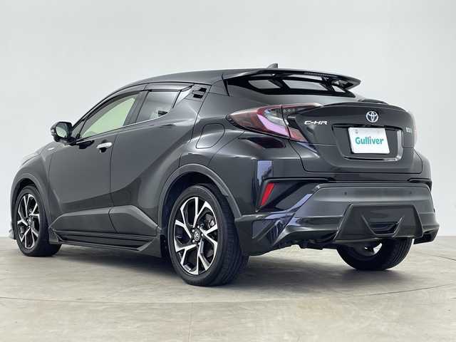 トヨタ Ｃ－ＨＲ G LEDエディション 鹿児島県 2018(平30)年 9.4万km ブラックマイカ 純正9型SDナビ/Bluetooth/CD/DVD/フルセグテレビ/プリクラッシュセーフティ/レーンキープアシスト/レーダークルーズコントロール/オートハイビーム/ETC/ドライブレコーダー/TRDエアロパーツ/ブラインドスポットモニター/電動格納ミラー/スペアキー