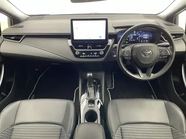 トヨタ カローラツーリング ハイブリッド ダブルバイビー 愛知県 2022(令4)年 3.2万km プラチナホワイトパールマイカ 純正１０．５型ナビ　バックカメラ　フルセグＴＶ　ミラキャスト　セーフティセンス　衝突軽減　追従クルコン　ＬＥＤオートライト　黒ハーフレザー　ＥＴＣ２．０　フォグ　プッシュスタート　コーナーセンサー　スマートキー　オートハイビーム　前後コーナーセンサー　電子パーキング　ブレーキホールド