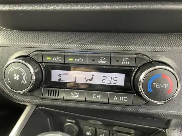 トヨタ ライズ Z 富山県 2022(令4)年 2.7万km スムースグレーマイカメタリック/ブラック2トーン 純正ディスプレイオーディオ/フルセグTV/Bluetooth/HDMI/バックカメラ/ETC/レーダークルーズコントロール/シートヒーター/前後コーナーセンサー/衝突被害軽減ブレーキ/レーンキープアシスト/LEDオートライト/純正17インチアルミ/純正フロアマット/純正ドアバイザー/スマートキー/スペアキー/保証書/取扱説明書