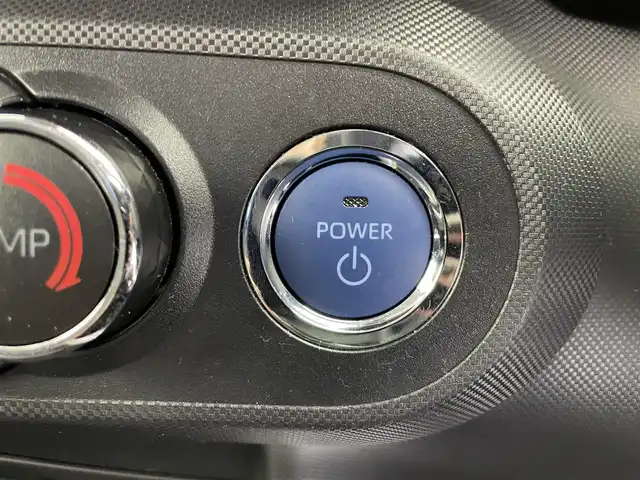 トヨタ ライズ Z 富山県 2022(令4)年 2.7万km スムースグレーマイカメタリック/ブラック2トーン 純正ディスプレイオーディオ/フルセグTV/Bluetooth/HDMI/バックカメラ/ETC/レーダークルーズコントロール/シートヒーター/前後コーナーセンサー/衝突被害軽減ブレーキ/レーンキープアシスト/LEDオートライト/純正17インチアルミ/純正フロアマット/純正ドアバイザー/スマートキー/スペアキー/保証書/取扱説明書