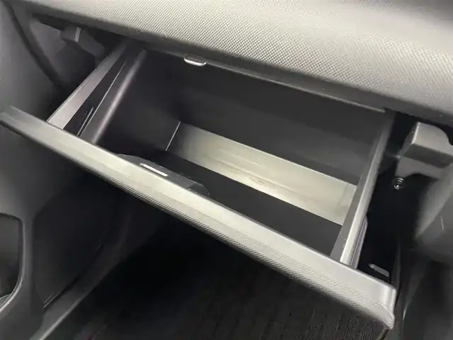 トヨタ ライズ Z 富山県 2022(令4)年 2.7万km スムースグレーマイカメタリック/ブラック2トーン 純正ディスプレイオーディオ/フルセグTV/Bluetooth/HDMI/バックカメラ/ETC/レーダークルーズコントロール/シートヒーター/前後コーナーセンサー/衝突被害軽減ブレーキ/レーンキープアシスト/LEDオートライト/純正17インチアルミ/純正フロアマット/純正ドアバイザー/スマートキー/スペアキー/保証書/取扱説明書