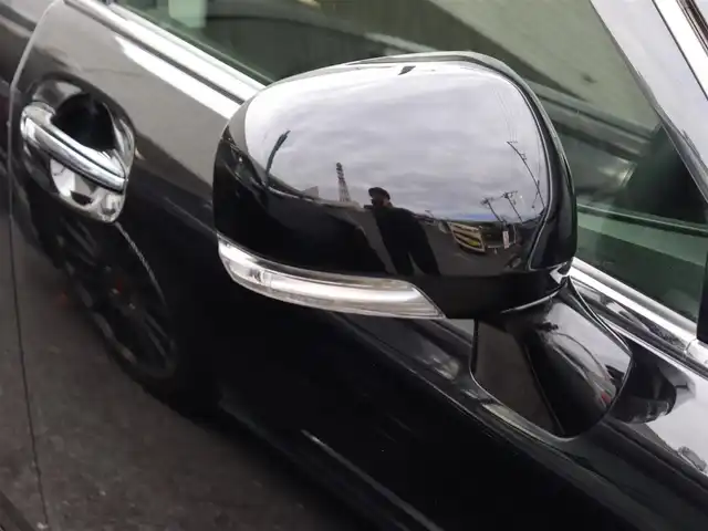 トヨタ クラウン アスリート 神奈川県 2013(平25)年 11.7万km ブラック 純正ナビ/フルセグＴＶ/ＴＶキャンセラー/バックカメラ/ＥＴＣ　/前席パワーシート/トランククローザー/キーレス＆プッシュスタート/キセノンヘッドライト/フォグライト/スペアスマートキー/保証書/取説(車両・ナビ）/記録簿（H26.28.30.R2.4.6)