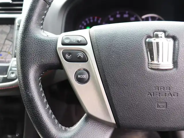 トヨタ クラウン アスリート 神奈川県 2013(平25)年 11.7万km ブラック 純正ナビ/フルセグＴＶ/ＴＶキャンセラー/バックカメラ/ＥＴＣ　/前席パワーシート/トランククローザー/キーレス＆プッシュスタート/キセノンヘッドライト/フォグライト/スペアスマートキー/保証書/取説(車両・ナビ）/記録簿（H26.28.30.R2.4.6)