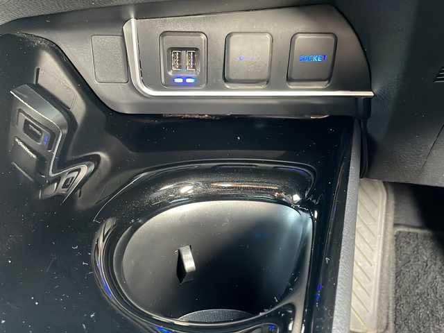 トヨタ Ｃ－ＨＲ G 岩手県 2017(平29)年 7.7万km ブラックマイカ モデリスタフルエアロ　純正ナビ　バックカメラ　Ｂｌｕｅｔｏｏｔｈ　ＤＶＤ再生　ＵＳＢ接続　フルセグ　ハーフレザーシートヒーター　純正１８ＡＷ　コーナーセンサー　Ｆフォグ　ＥＴＣ　オートハイビーム