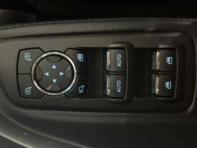 フォード エクスプローラー XLT エコブースト エクスクルーシブ 福岡県 2014(平26)年 7.6万km 白 純正メーカーナビ(CD/DVD/Bluetooth接続/iPod) 車外カメラ(前/後/右サイド) フルセグTV ブラインドスポットモニター クルーズコントロール 後方コーナーセンサー ルーフレール 前方ドライブレコーダー ガラスルーフ ビルトインETC スペアキー 記録簿 4WD 左ハンドル