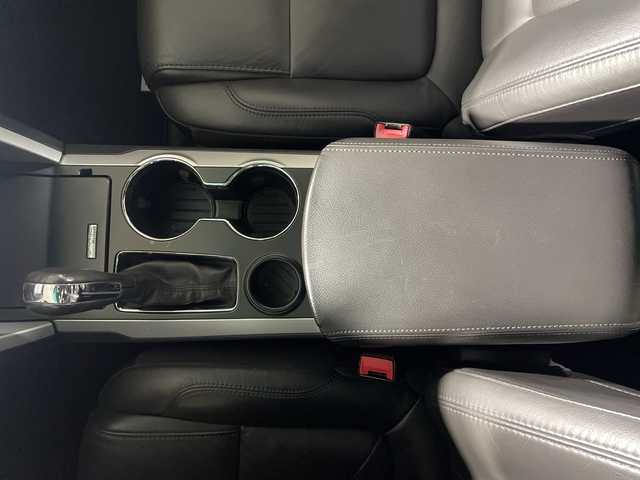 フォード エクスプローラー XLT エコブースト エクスクルーシブ 福岡県 2014(平26)年 7.6万km 白 純正メーカーナビ(CD/DVD/Bluetooth接続/iPod) 車外カメラ(前/後/右サイド) フルセグTV ブラインドスポットモニター クルーズコントロール 後方コーナーセンサー ルーフレール 前方ドライブレコーダー ガラスルーフ ビルトインETC スペアキー 記録簿 4WD 左ハンドル