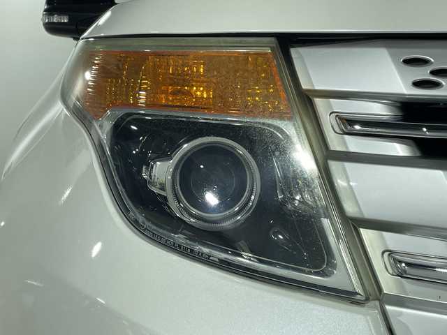 フォード エクスプローラー XLT エコブースト エクスクルーシブ 福岡県 2014(平26)年 7.6万km 白 純正メーカーナビ(CD/DVD/Bluetooth接続/iPod) 車外カメラ(前/後/右サイド) フルセグTV ブラインドスポットモニター クルーズコントロール 後方コーナーセンサー ルーフレール 前方ドライブレコーダー ガラスルーフ ビルトインETC スペアキー 記録簿 4WD 左ハンドル