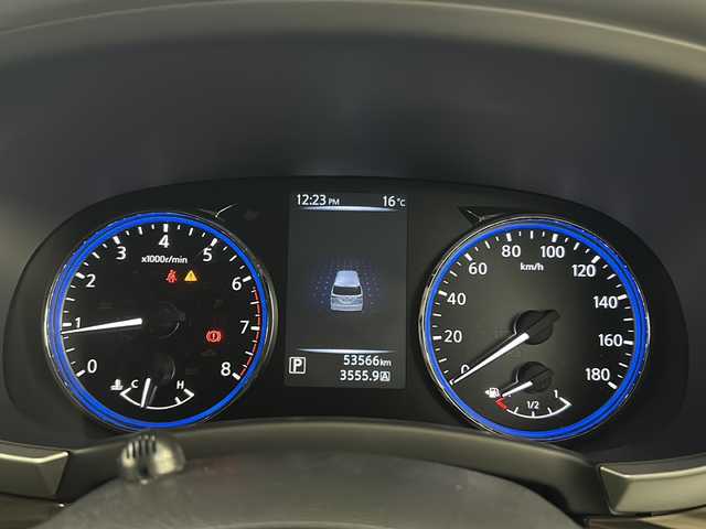 日産 エルグランド 250ハイウェイスターS 熊本県 2018(平30)年 5.4万km ブリリアントホワイトパール 純正ナビ/・フルセグTV/CD/DVD/SD/BT/・バックカメラ/フリップダウンモニター/クルーズコントロール/片側パワースライドドア/ビルトインETC/ハーフレザーシート/後席オットマン/オートライト/HIDヘッドライト/フォグランプ/スマートキー/スペアキー